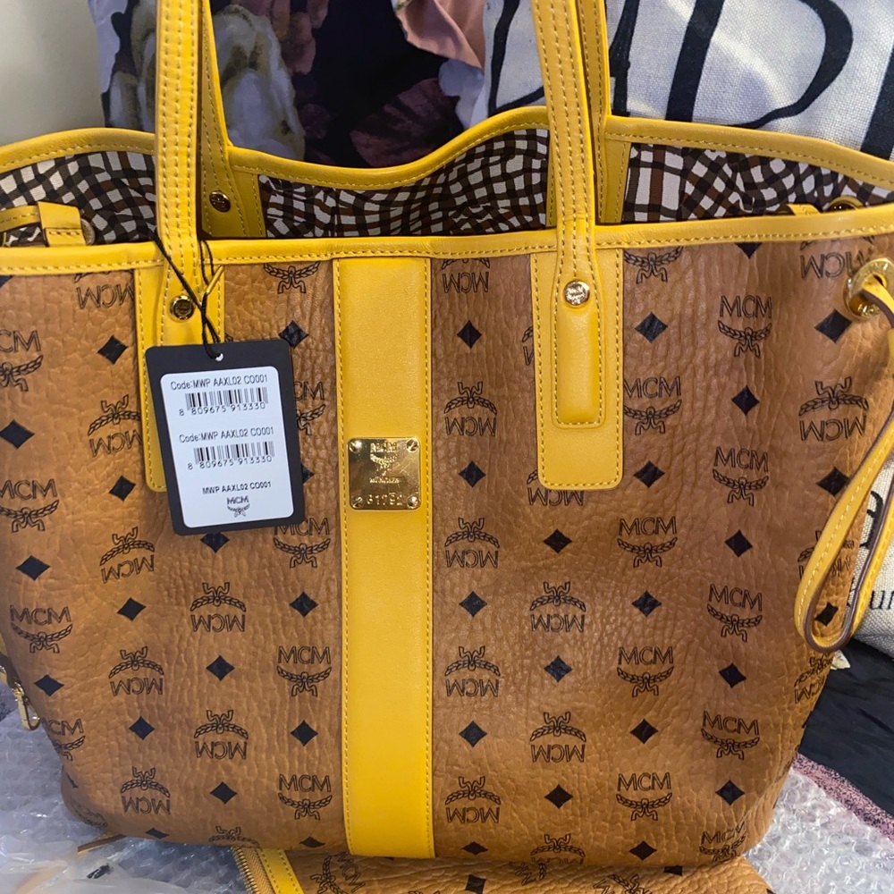 McM Liz Tote